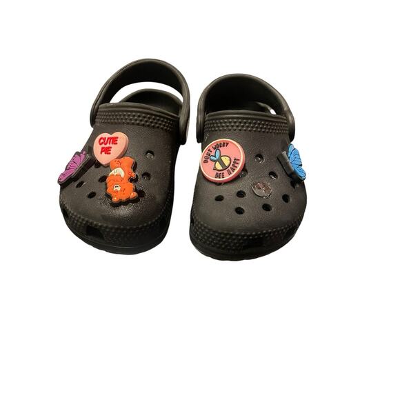 Crocs Classic Clog Kids Black Sandals Slip On Shoes W/ Jibbitz Charms Toddler C6 - Picture 1 of 7